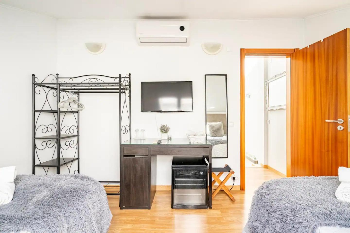 Jose & Ester House Алмада Екстер'єр фото